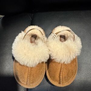 UGG slippers child 6c